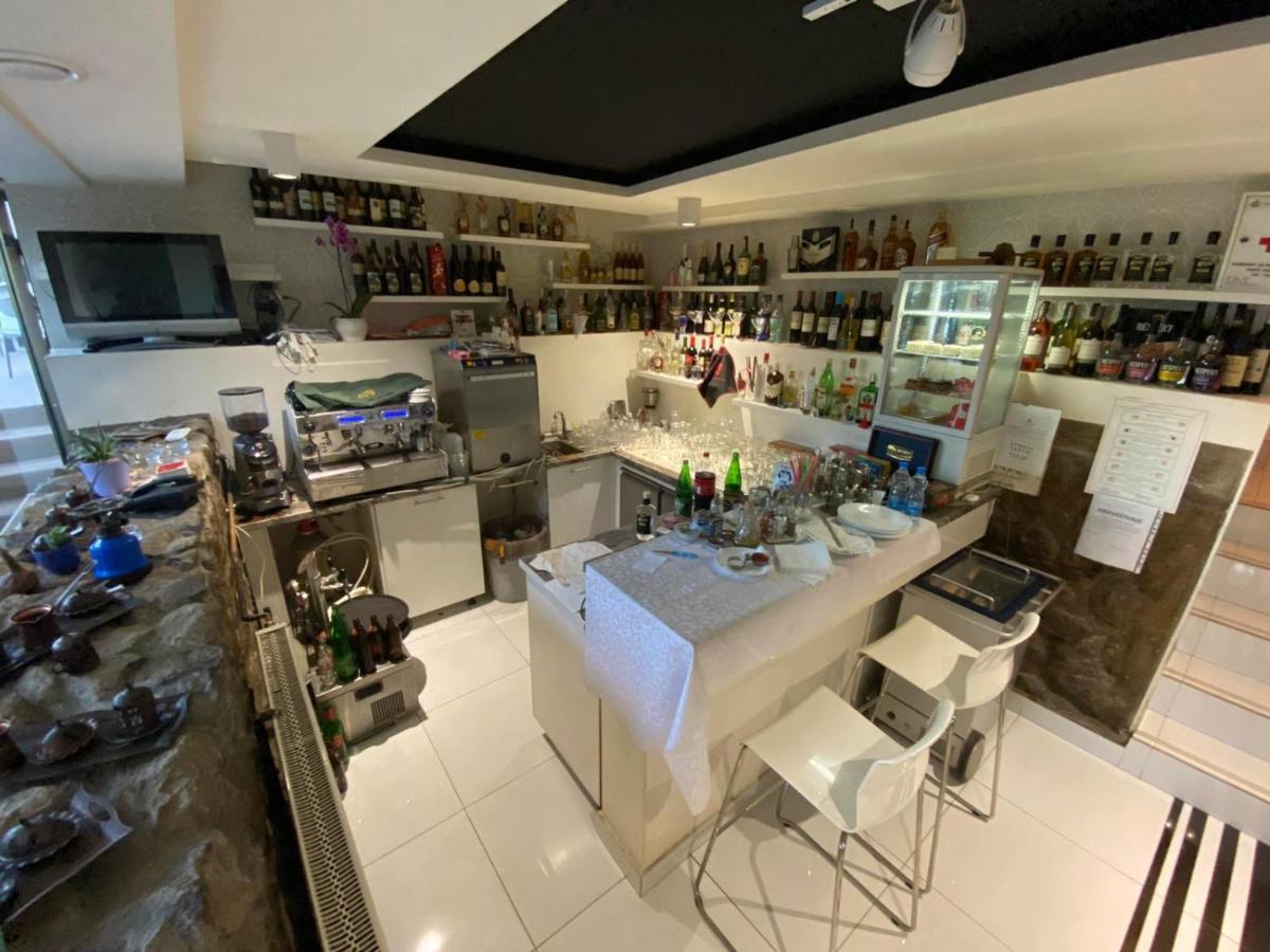 弗拉涅 Zormaris-M酒店 外观 照片